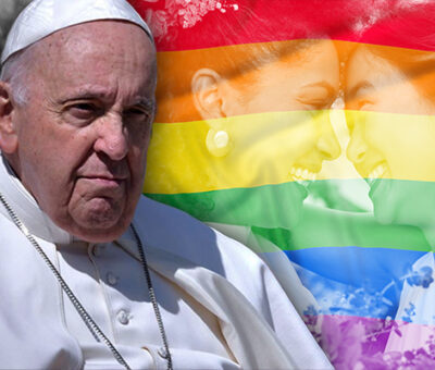 Pape-Francois-avec-la-communauté-LGBT