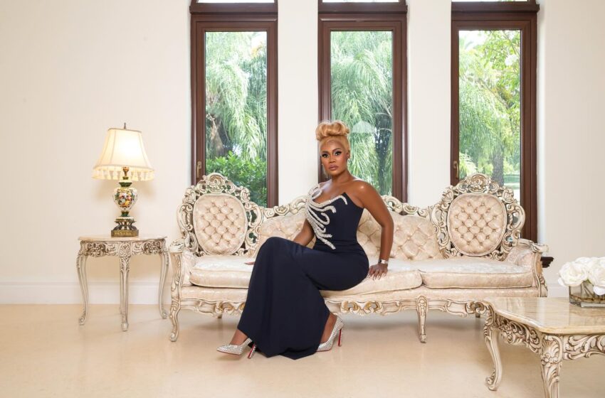  Rutshelle Guillaume sacrée « Konpa Artist of the Year 2025 » aux Caribbean Music Awards