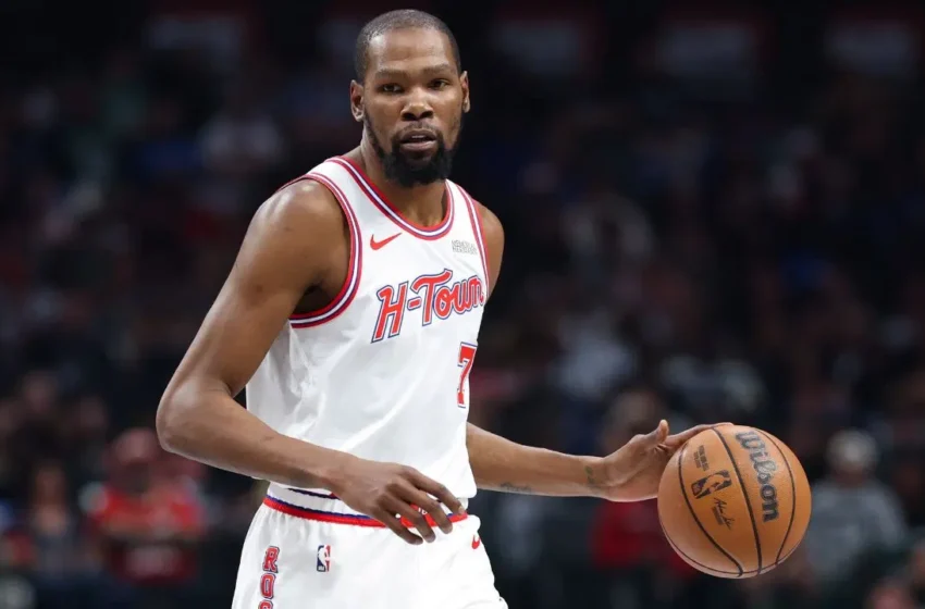  Kevin Durant accusé d’avoir insulté ses propres coéquipiers via un compte anonyme sur X