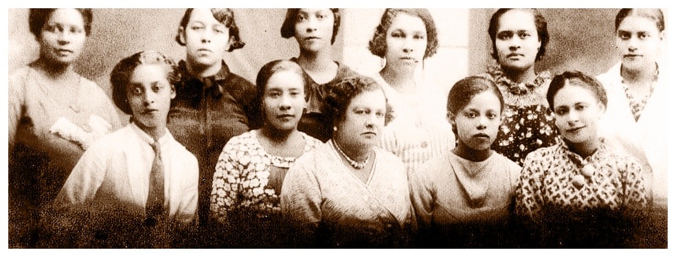 Fondatrices de la première organisation féministe haïtienne, la Ligue féminine d’action sociale. Haïti, 1934