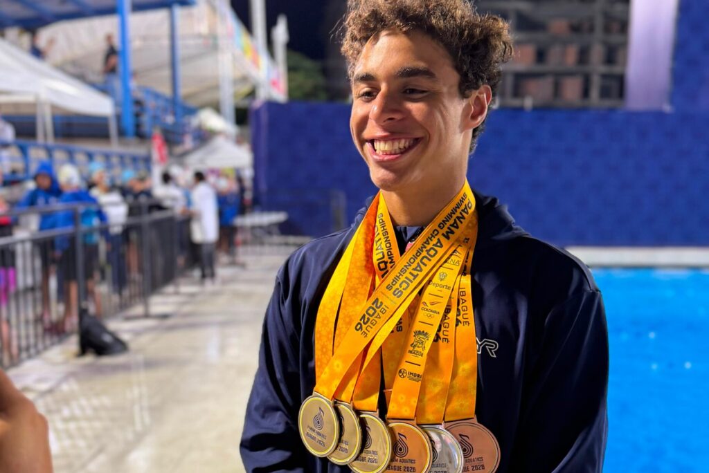 Christian Vladimir Jerome domine les Championnats panaméricains de natation d'Ibagué 2026 avec six médailles