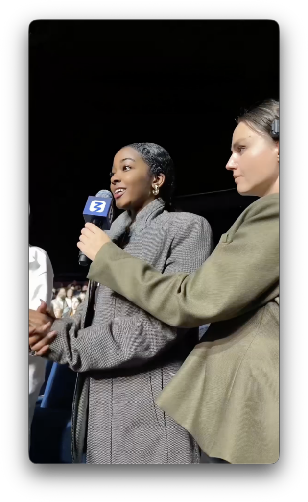 Ariana M. Lafond participe au Festival international de la jeunesse en Russie