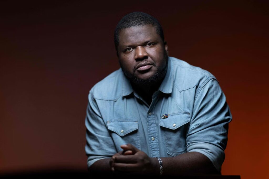 L’écrivain québécois d’origine haïtienne Thélyson Orélien, à Paris, le 8 septembre 2026 - © Photo : JOEL SAGET/AFP